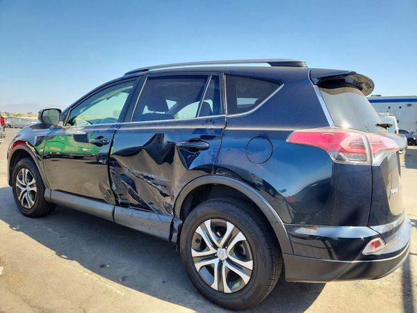 2018 TOYOTA RAV4 LE — DSRA