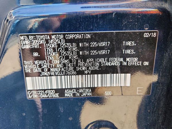 2018 TOYOTA RAV4 LE — VINS