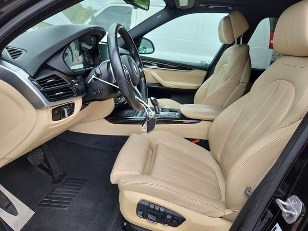 2016 BMW X5 xDrive40e — DENT