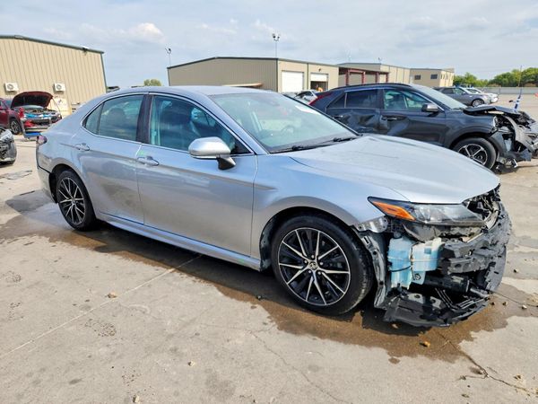 2022 TOYOTA CAMRY SE — Passenger 3/4