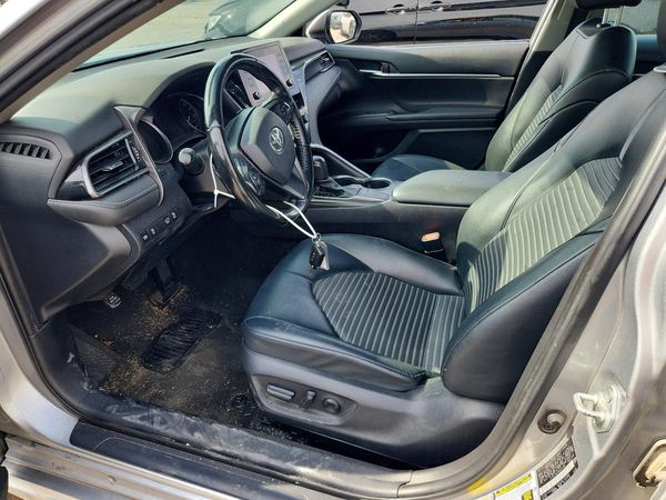 2022 TOYOTA CAMRY SE — DENT