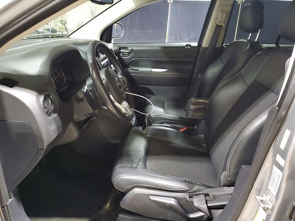 2016 JEEP COMPASS Latitude — DENT