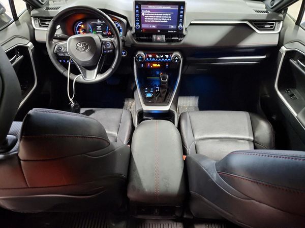 2021 TOYOTA RAV4 LE — CKPT