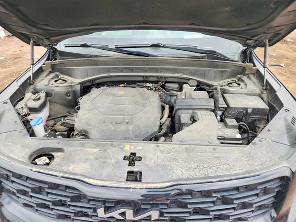 2022 KIA TELLURIDE SX — Engine bay