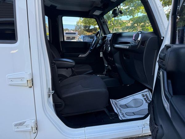 2014 JEEP WRANGLER Sahara