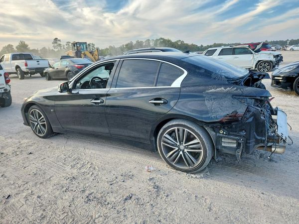 2015 INFINITI Q50 — DSRA