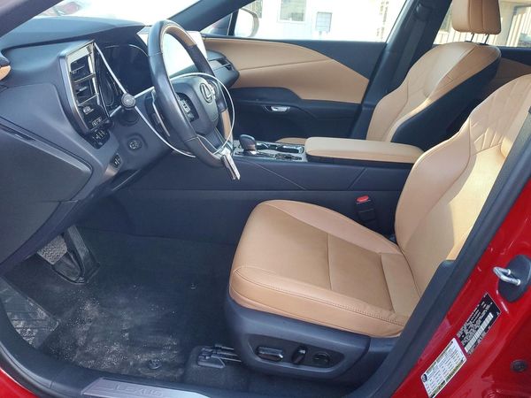 2024 LEXUS RX 350 — DENT