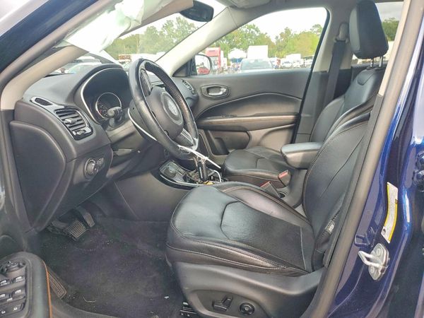 2020 JEEP COMPASS Limited — DENT