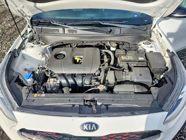 2020 KIA FORTE GT Line — Engine bay