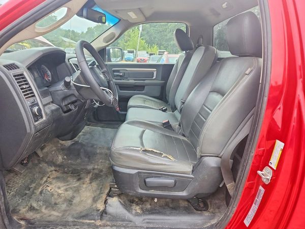 2018 RAM 2500 ST — DENT