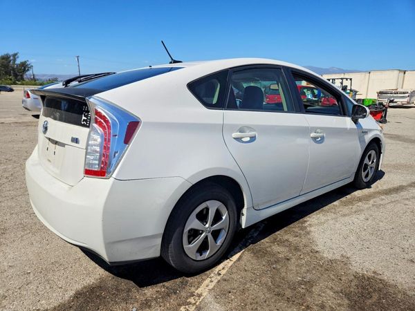 2013 TOYOTA PRIUS — PSRA