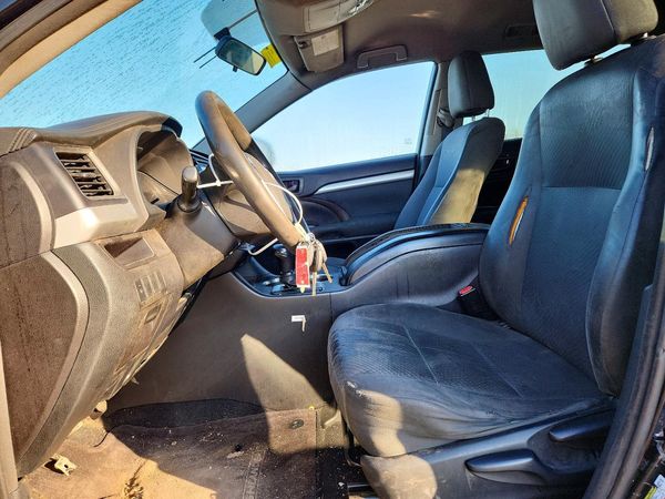 2015 TOYOTA HIGHLANDER Base/Hybrid — DENT