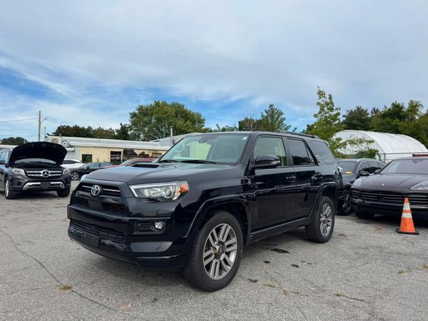 2022 TOYOTA 4RUNNER TRD Sport