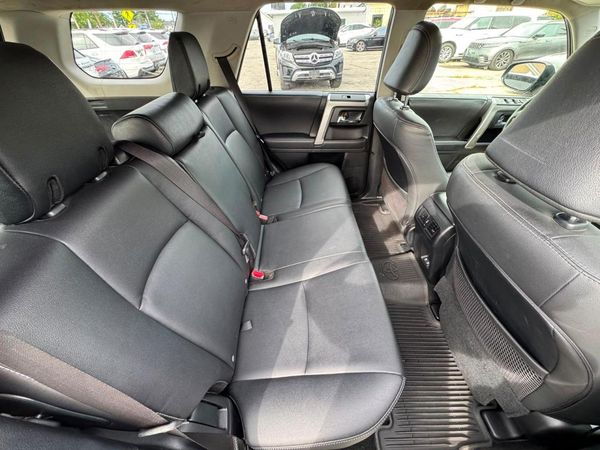 2022 TOYOTA 4RUNNER TRD Sport