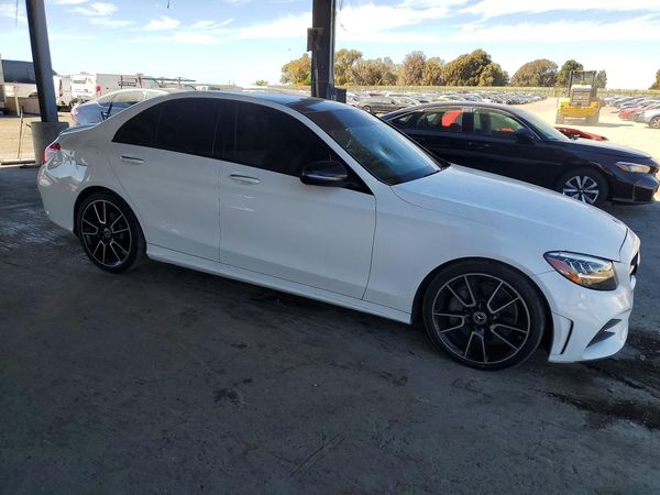 2019 MERCEDES-BENZ C C300 — Passenger 3/4
