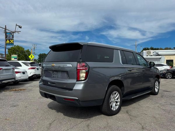 2022 CHEVROLET SUBURBAN LT