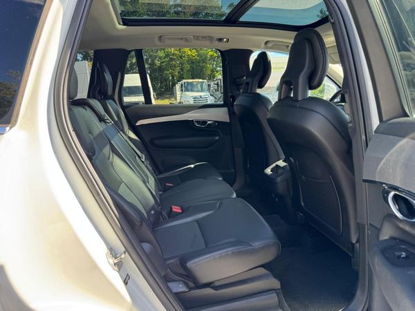2016 VOLVO XC90 SV52 Momentum