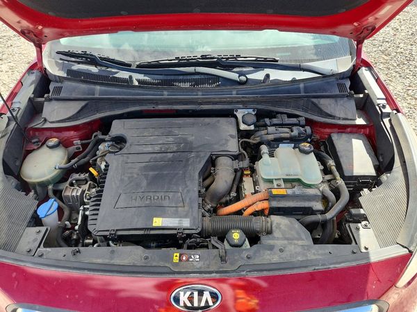 2017 KIA NIRO FE / LX / LX Tech — Engine bay