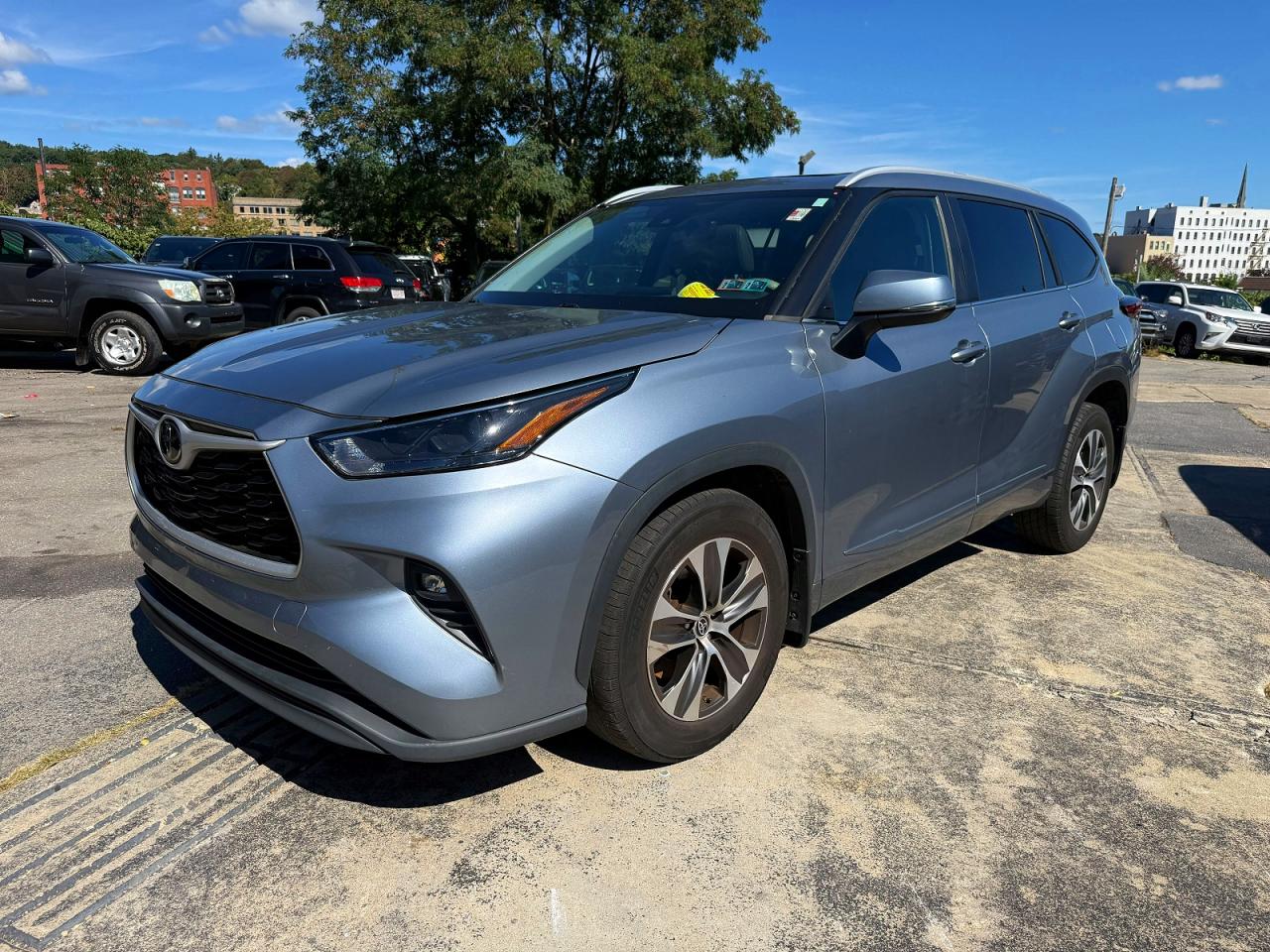2023 TOYOTA HIGHLANDER