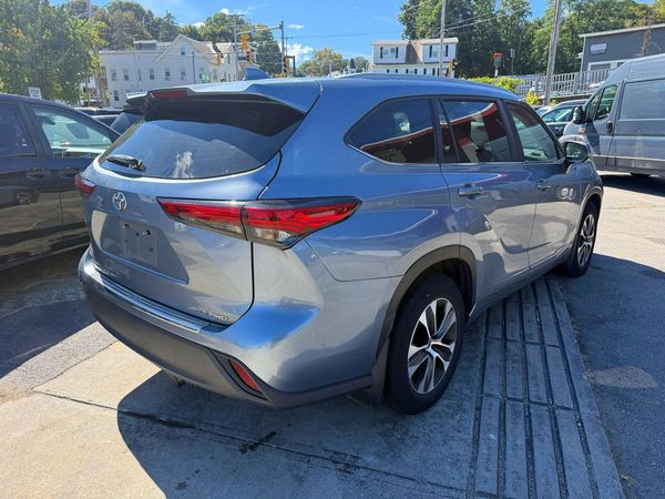 2023 TOYOTA HIGHLANDER