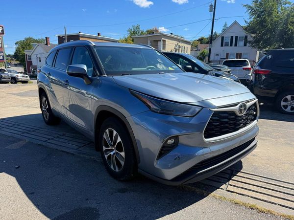 2023 TOYOTA HIGHLANDER