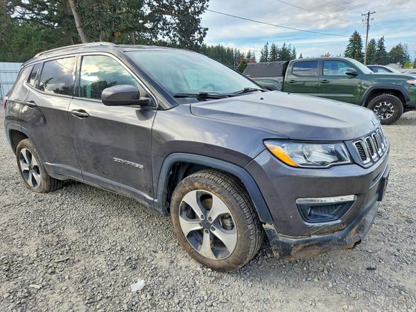 2019 JEEP COMPASS — Passenger 3/4