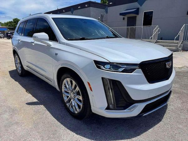 2021 CADILLAC XT6