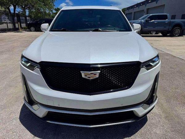 2021 CADILLAC XT6