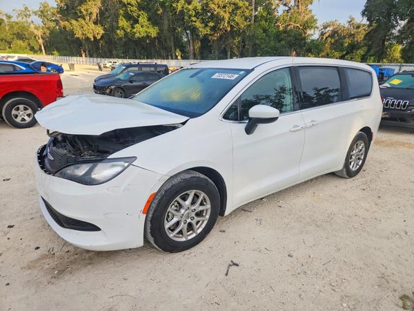 2022 CHRYSLER VOYAGER — DSFA — Front 3/4