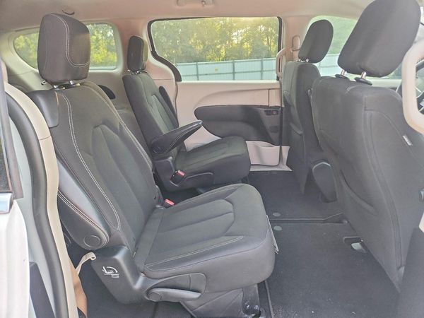 2022 CHRYSLER VOYAGER LX — PSRS
