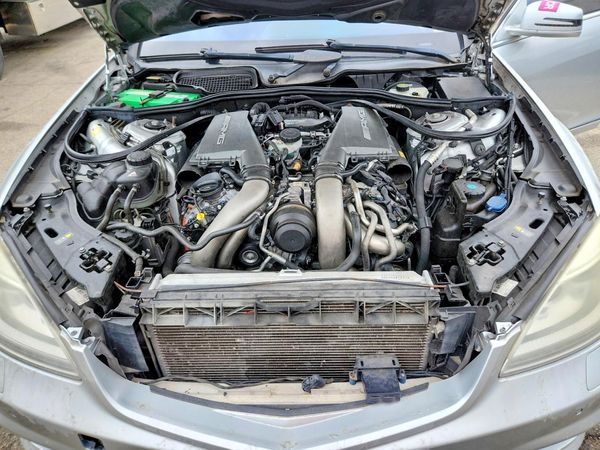 2013 MERCEDES-BENZ S-CLASS S63 AMG — Engine bay