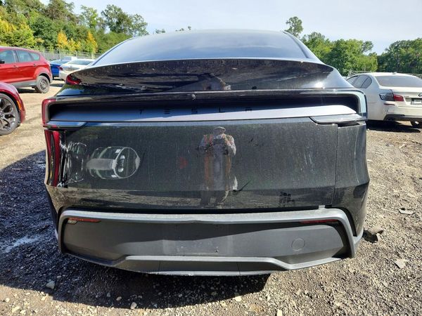 2026 TESLA MODEL Y — DIRR