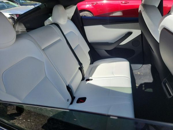 2026 TESLA MODEL Y — PSRS