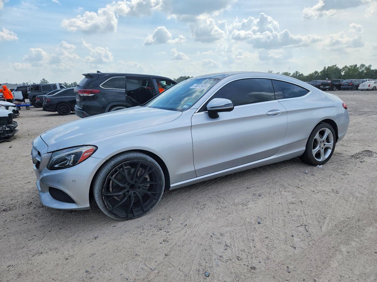 2017 MERCEDES-BENZ C C300 — Front 3/4