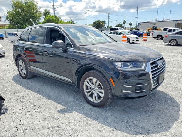 2019 AUDI Q7 — Passenger 3/4