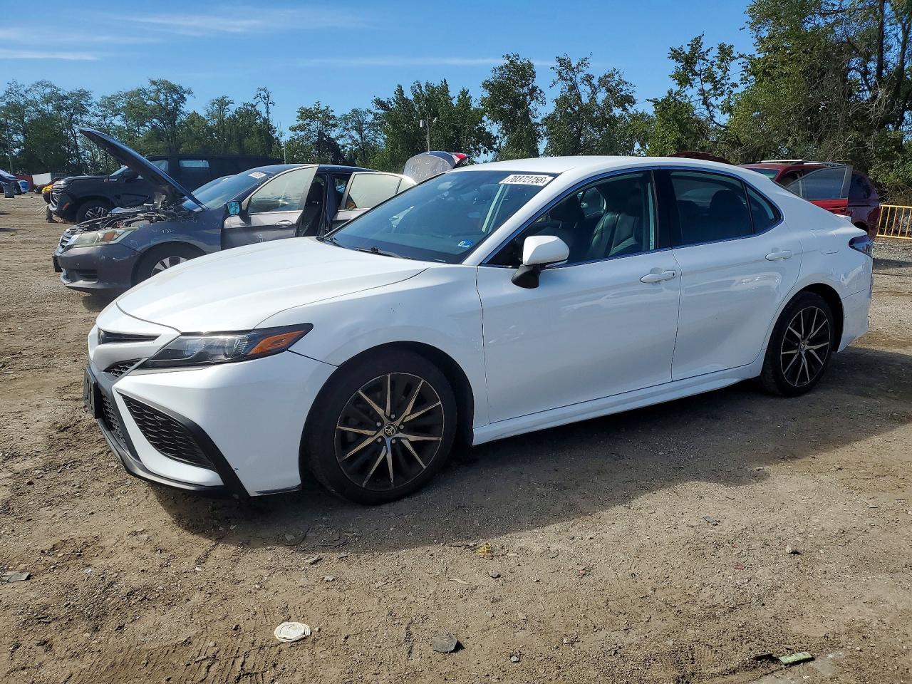 2023 TOYOTA CAMRY SE — Front 3/4
