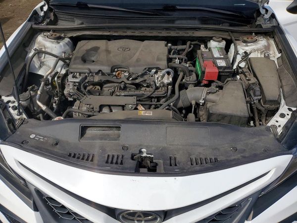 2023 TOYOTA CAMRY SE — Engine bay