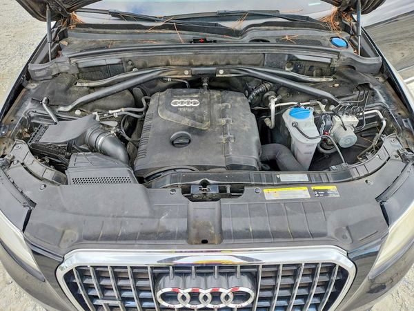 2016 AUDI Q5 — Engine bay