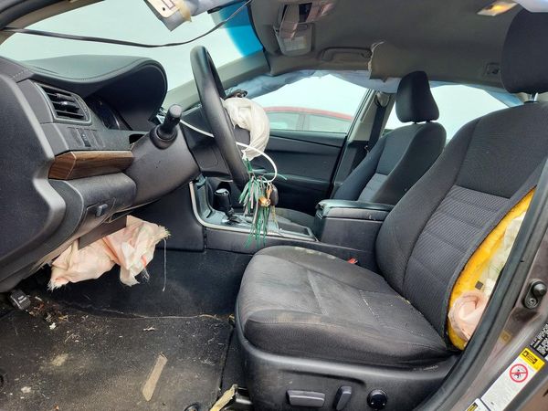 2016 TOYOTA CAMRY — DENT