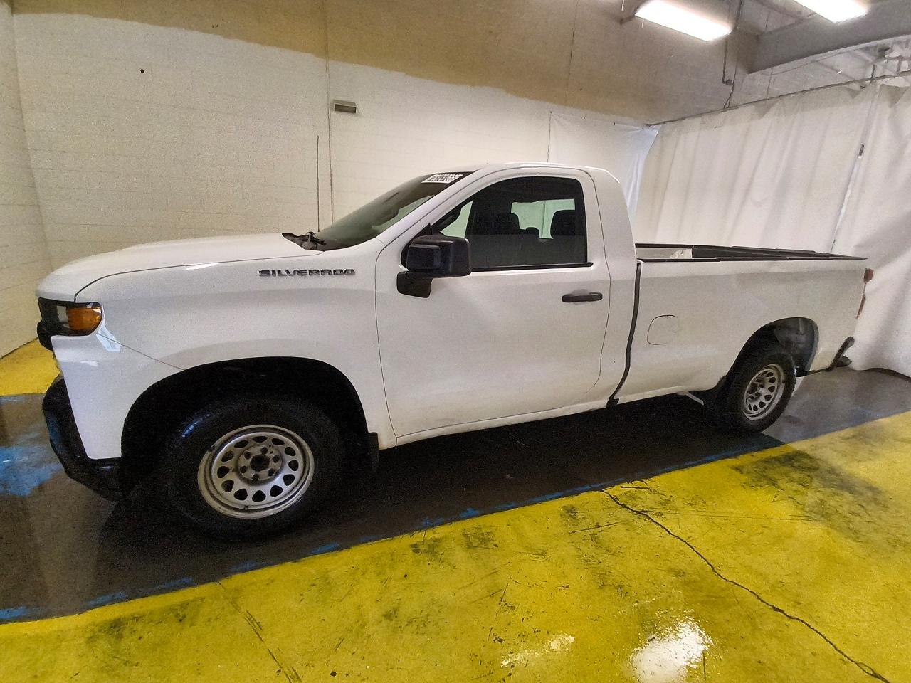 2019 CHEVROLET SILVERADO Work Truck — Front 3/4