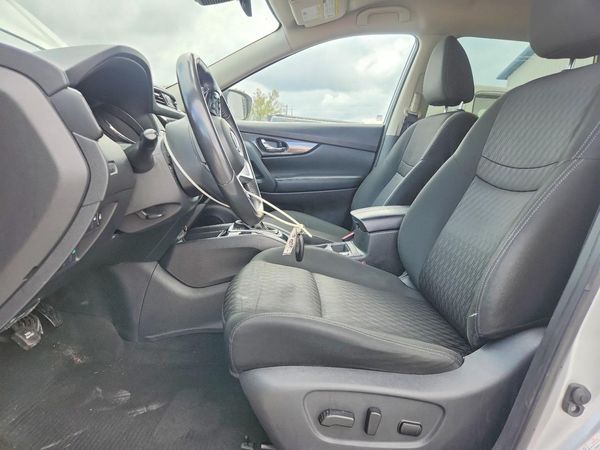 2019 NISSAN ROGUE — DENT