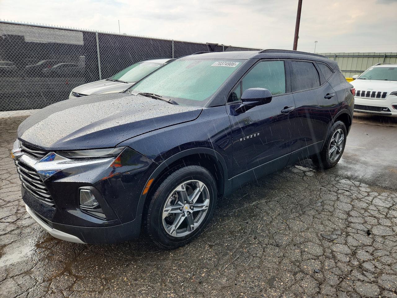 2021 CHEVROLET BLAZER 2LT — Front 3/4