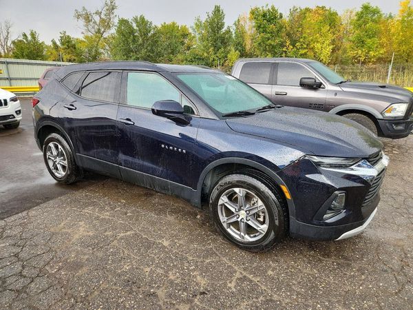 2021 CHEVROLET BLAZER 2LT — Passenger 3/4