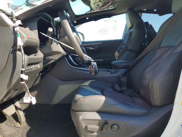 2022 TOYOTA RAV4 XSE — DENT