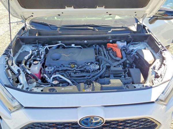 2022 TOYOTA RAV4 XSE — Engine bay