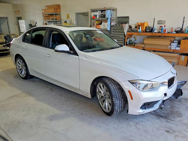 2018 BMW 3 SERIES xDrive — Passenger 3/4