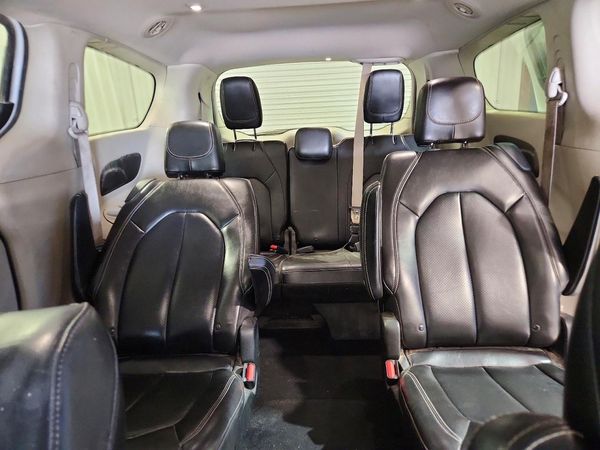 2021 CHRYSLER VOYAGER LXI — SUVN