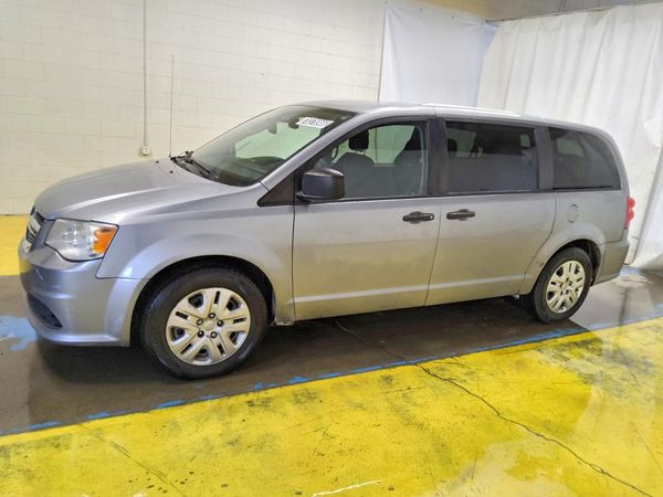 2019 DODGE GRAND CARAVAN SE — Front 3/4