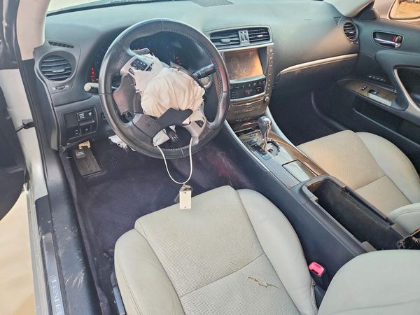 2014 LEXUS IS 250C — CKPT
