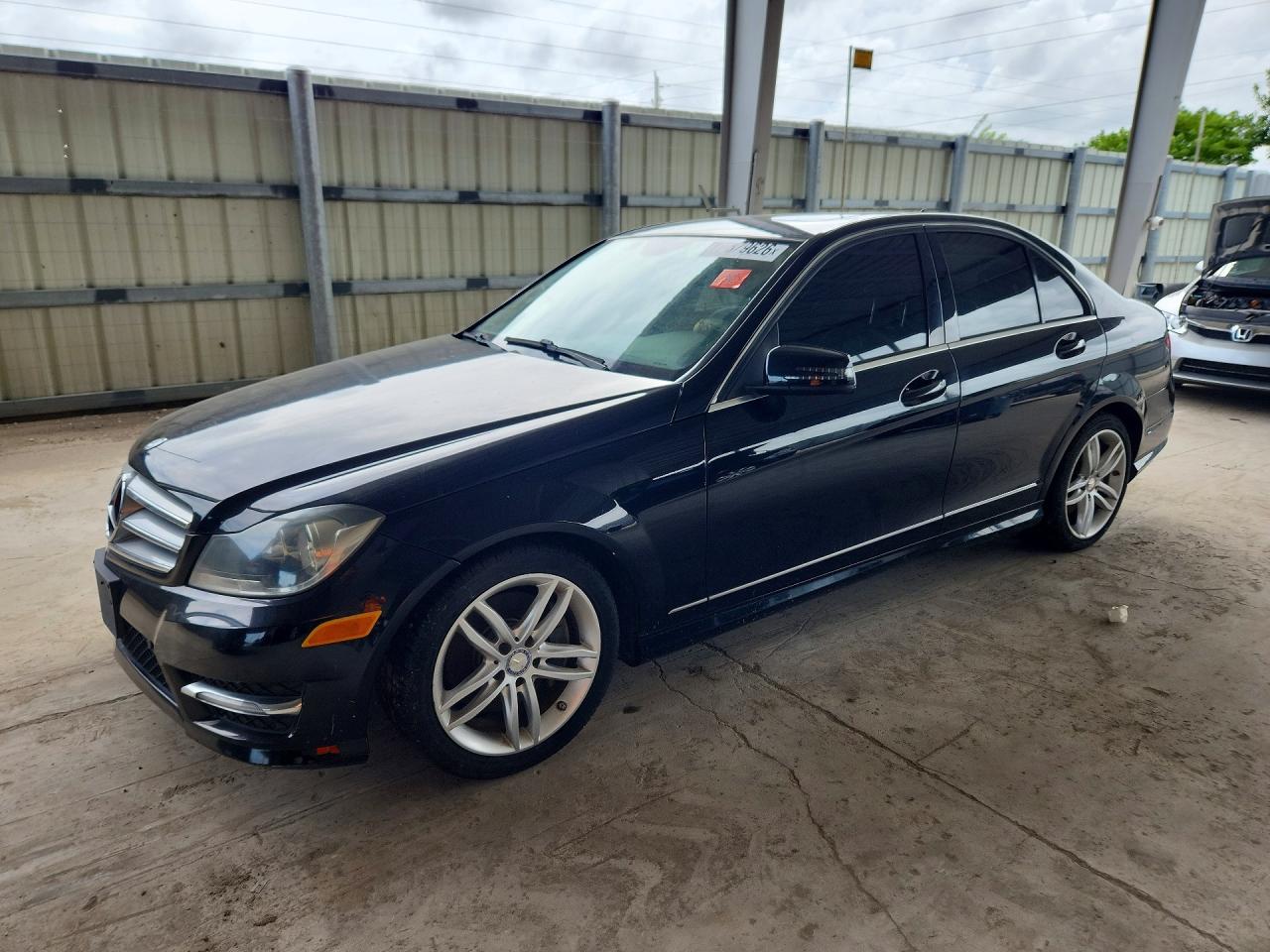 2013 MERCEDES-BENZ C-CLASS C300 — Front 3/4